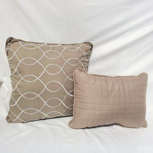 Set of 2 Coordinating Accent Pillows